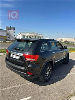 جیپ گراند شیرۆکی